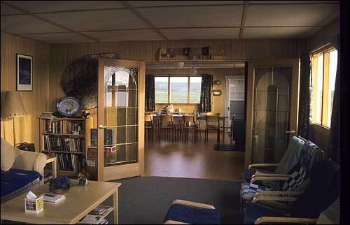 Peterson'S Point Lake Lodge Yellowknife Esterno foto