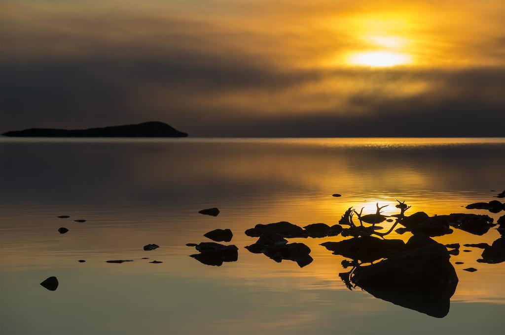Peterson'S Point Lake Lodge Yellowknife Esterno foto