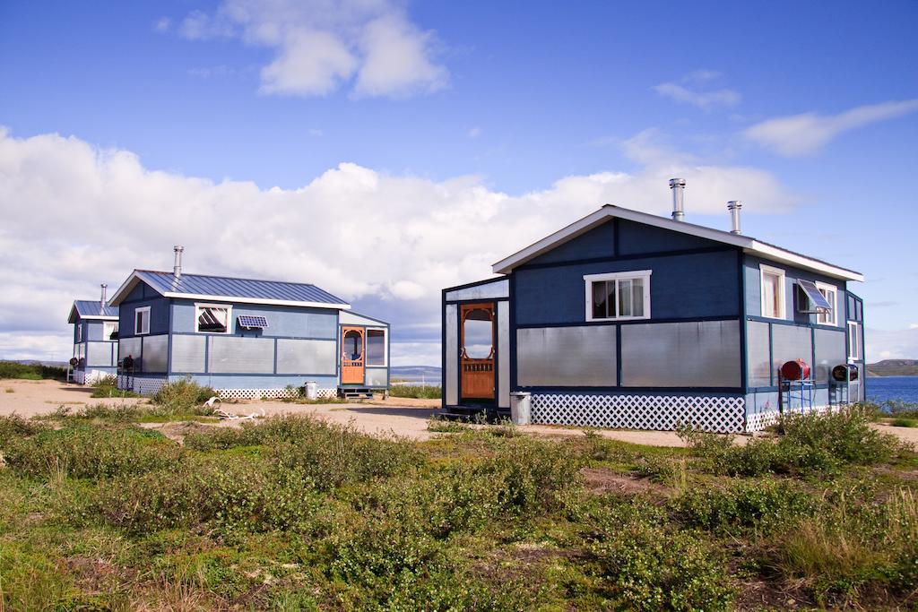 Peterson'S Point Lake Lodge Yellowknife Esterno foto